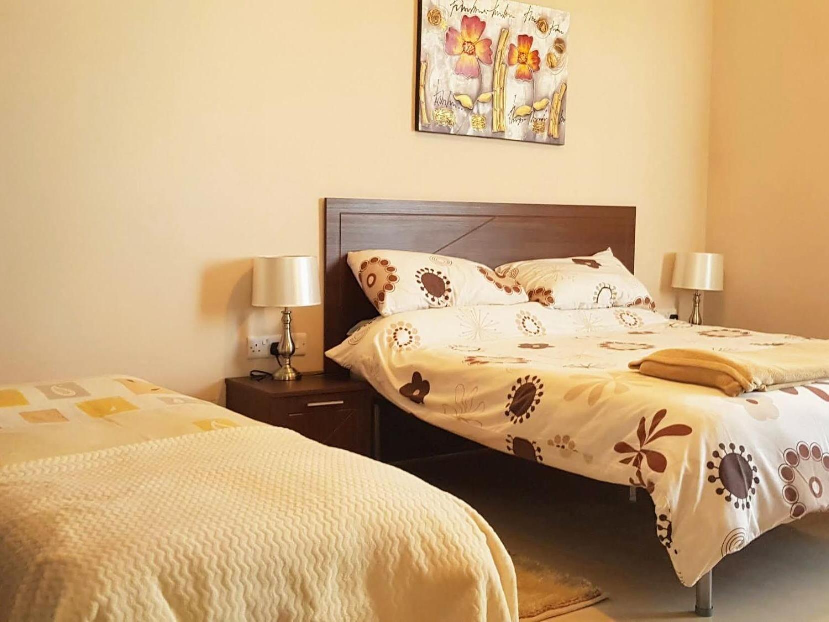 Riviera Holiday Apartments - Seafront - Wifi Marsaskala Zimmer foto