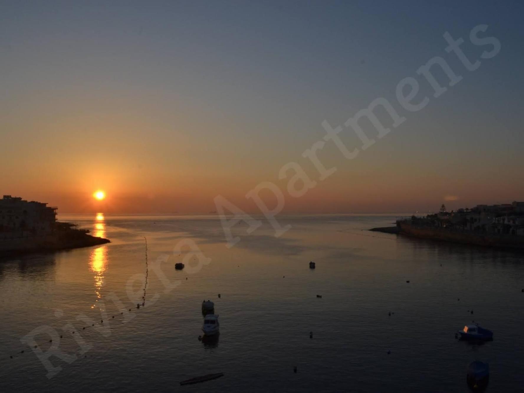 Riviera Holiday Apartments - Seafront - Wifi Marsaskala Zimmer foto